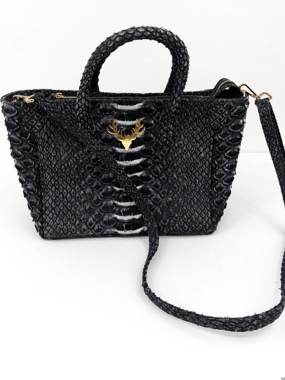 Black Taxidermy Authentic Python/Alligator skin Bag 🎀💖